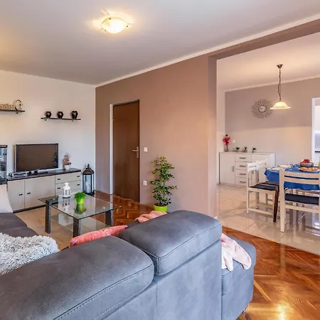 Cozy In With Kitchen * Fazana