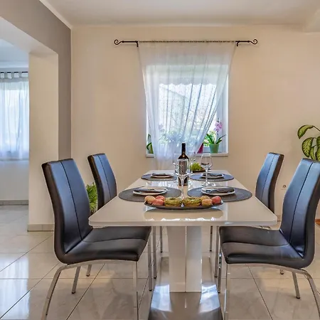 Cozy In With Kitchen *