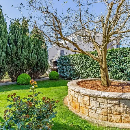 Lavanda Iii アパート